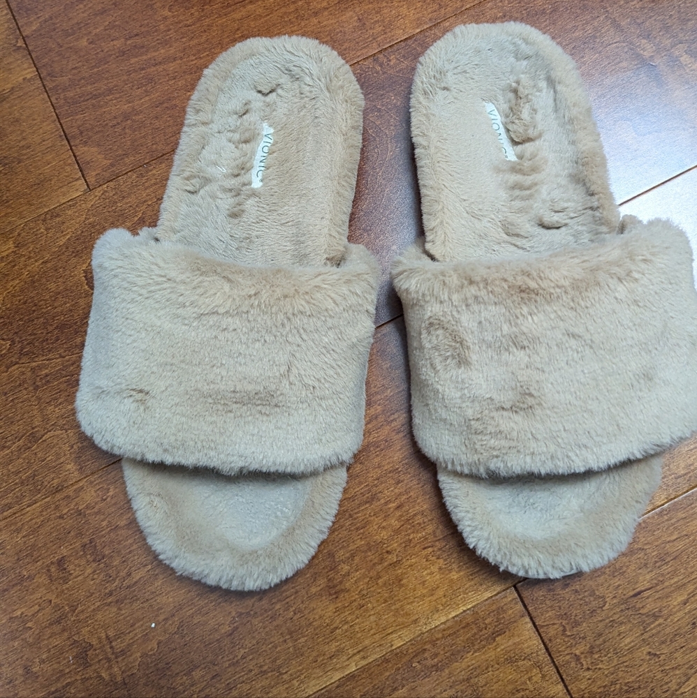 Women's Slippers
